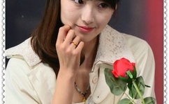 男同被六个男摁住CAO到哭